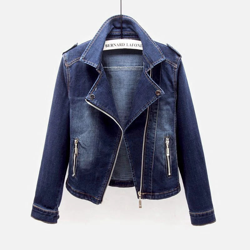 Classic denim jacket with a timeless fusion style