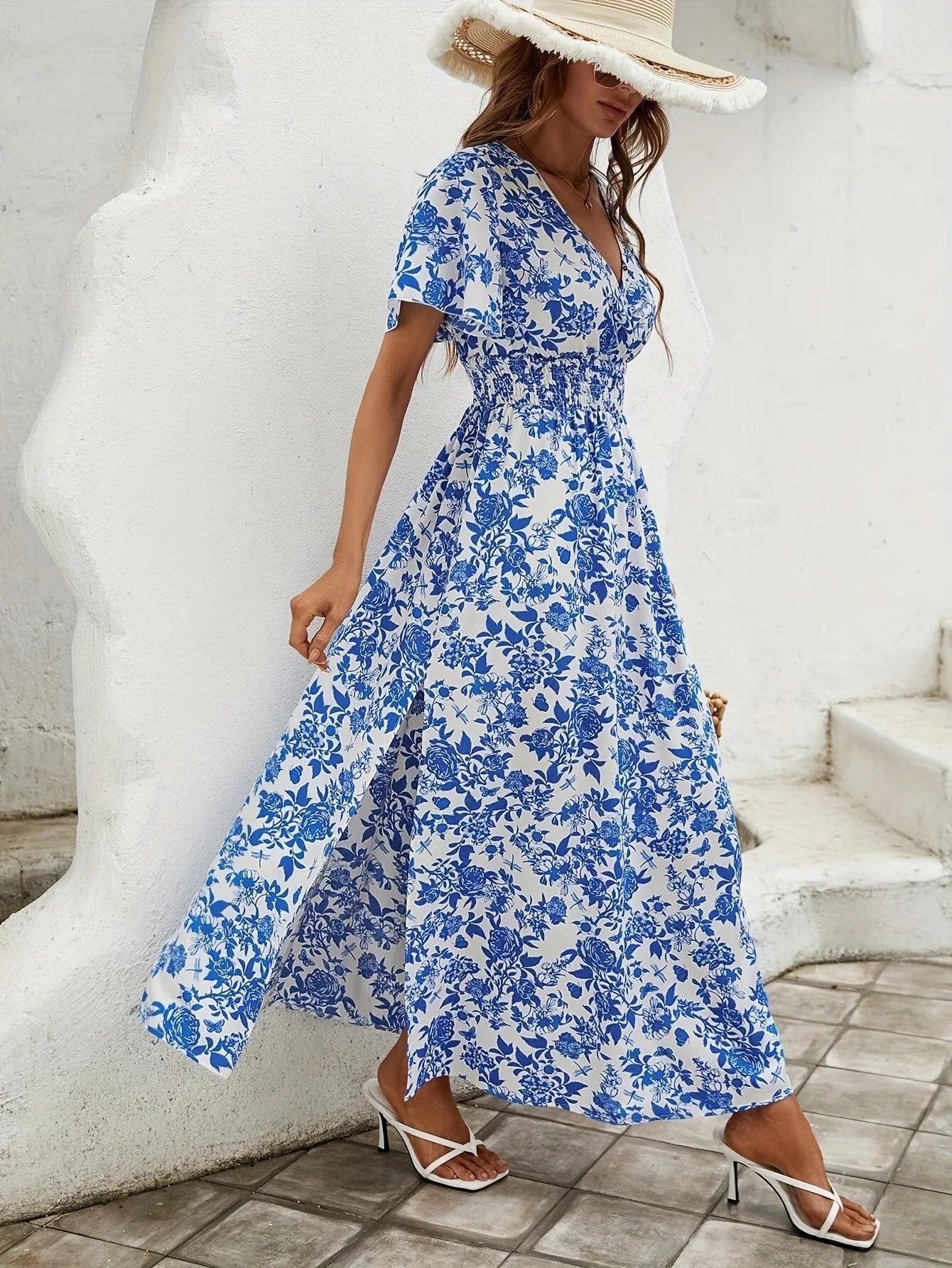 Bertha | Elegant maxi dress with floral pattern