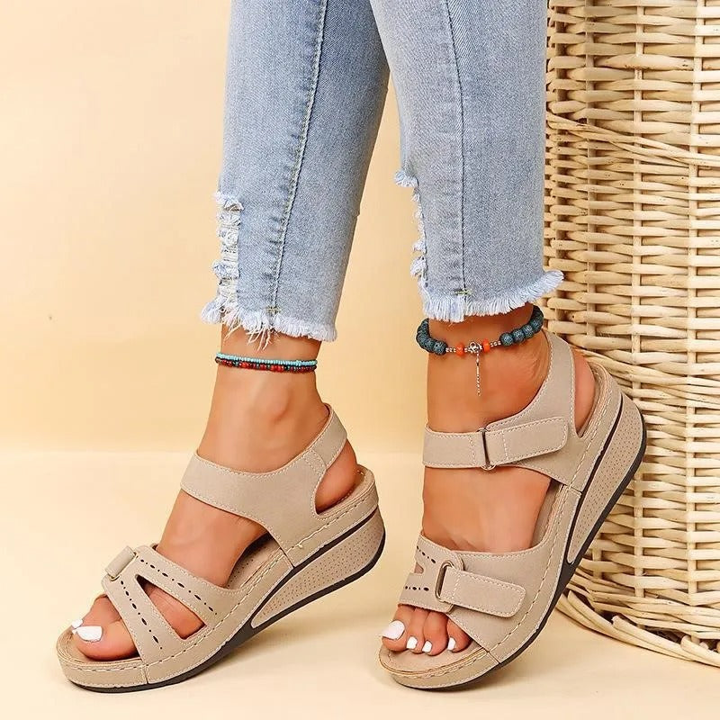 Quenilda | Comfortable summer velcro sandals with wedge sole