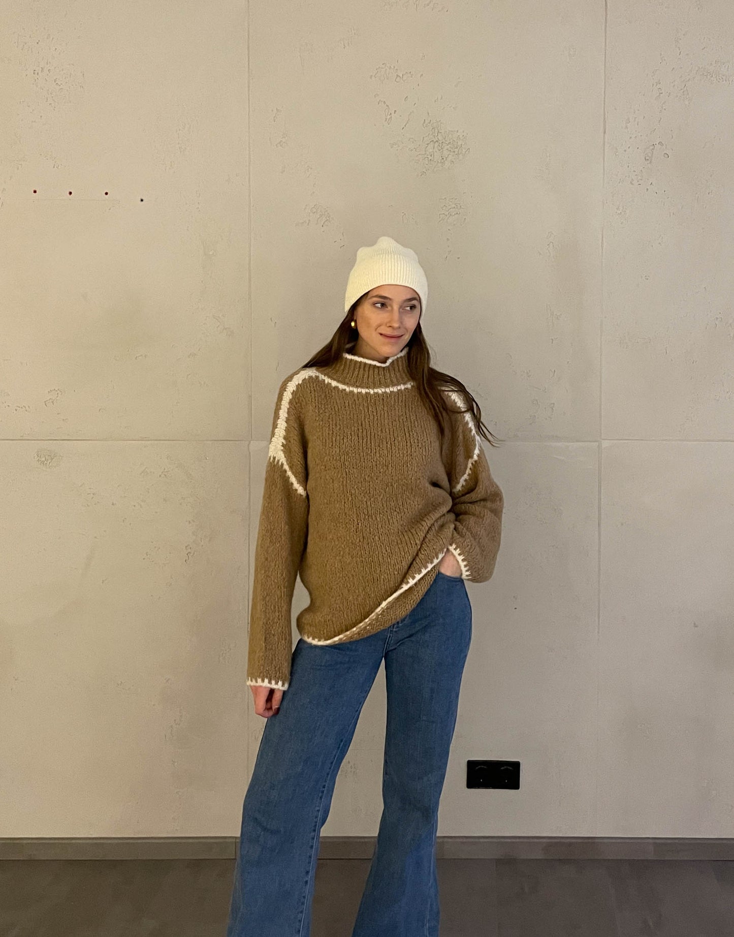 Kaitlyn™ - Sweater with contrast stitching