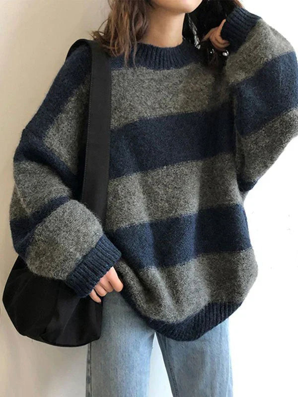 Comfortable, elegant, oversized knit sweater for women