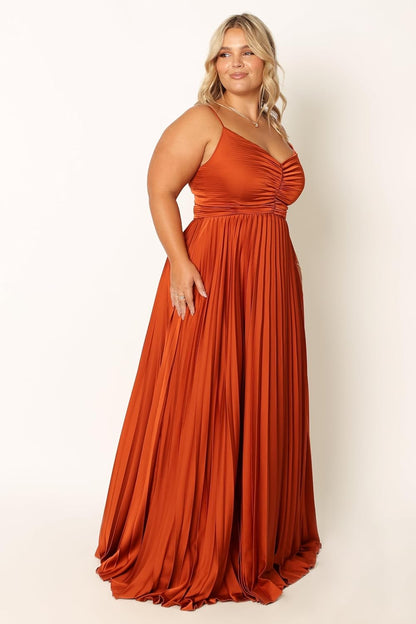 Elegant pleated midi dress for special occasions 