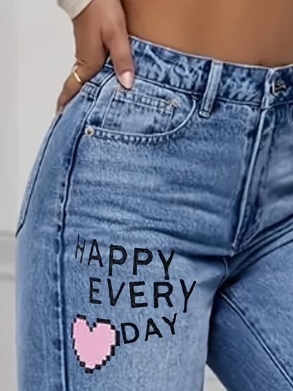 High-waisted jeans with wide leg and graphic design