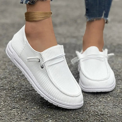 Women's Comfortable Lace-Up Shoes for Everyday Use 