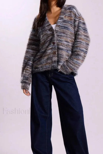 Cozy vintage striped V-neck cardigan 