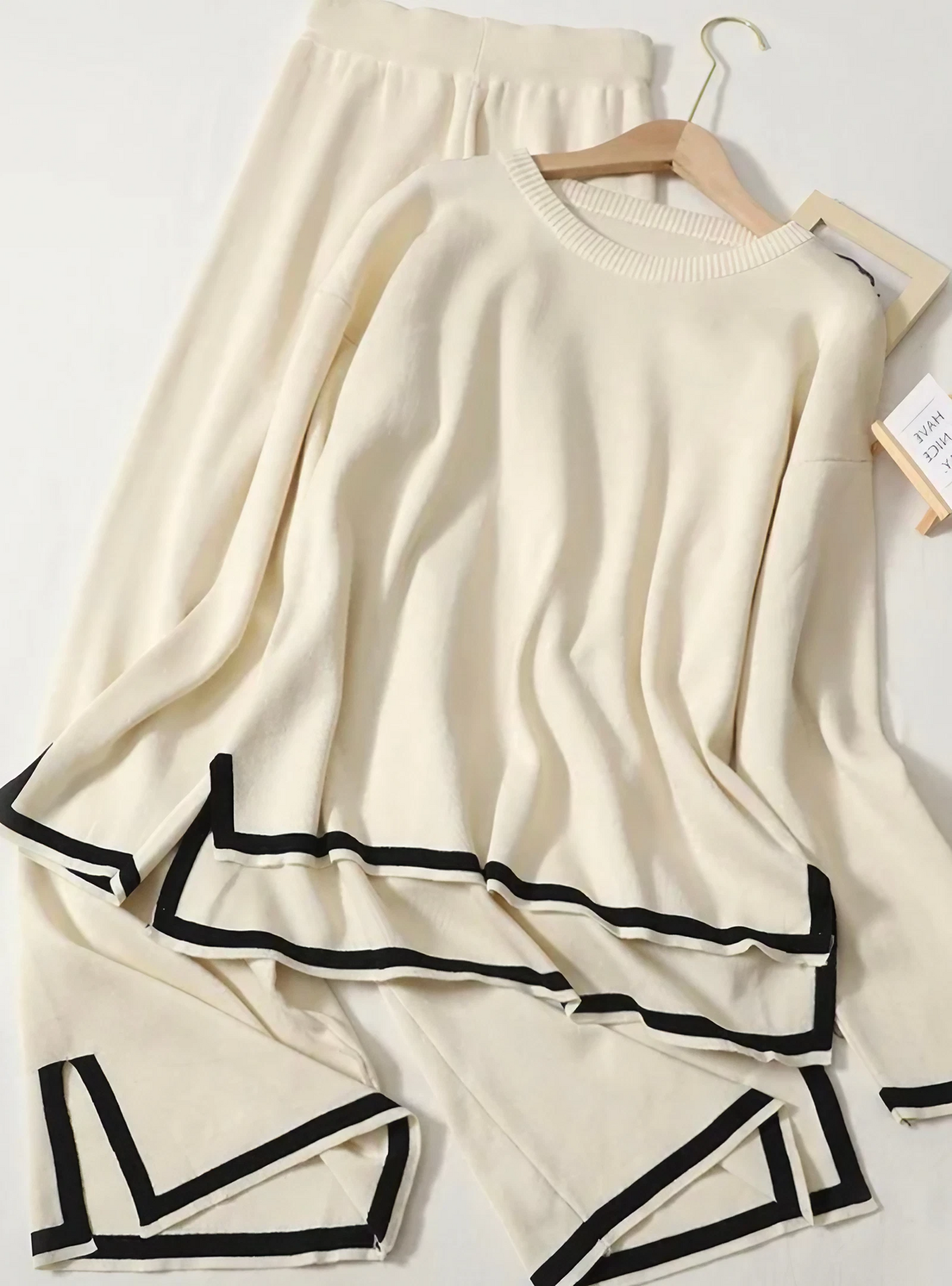 Camry™ - Elegant knitted lounge set