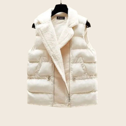 Elegant two-piece knitting set 