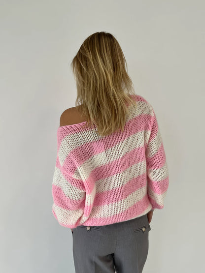 Cozy, lightweight knit sweater for casual comfort 