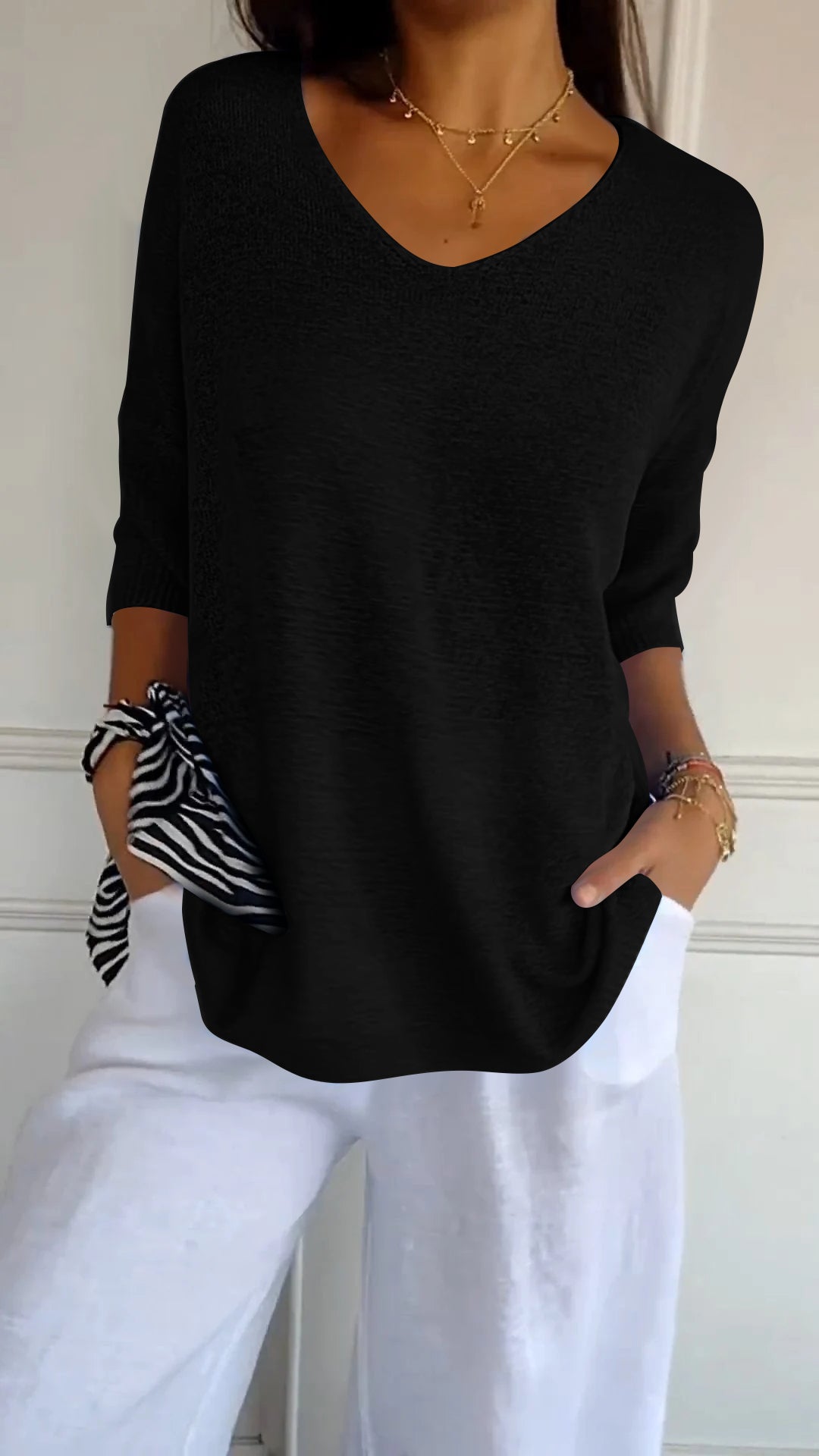 Holly | Oversized V-neck shirt