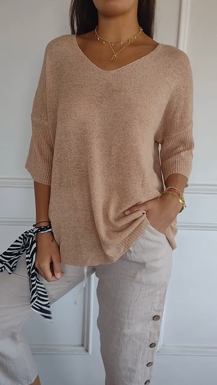 Holly | Oversized V-neck shirt
