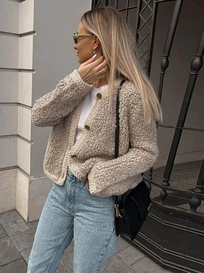 Stylish jacket for women, perfect for autumn evenings