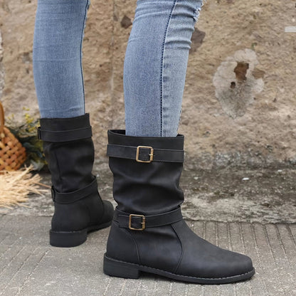 Stylish leather boots with buckle detail 