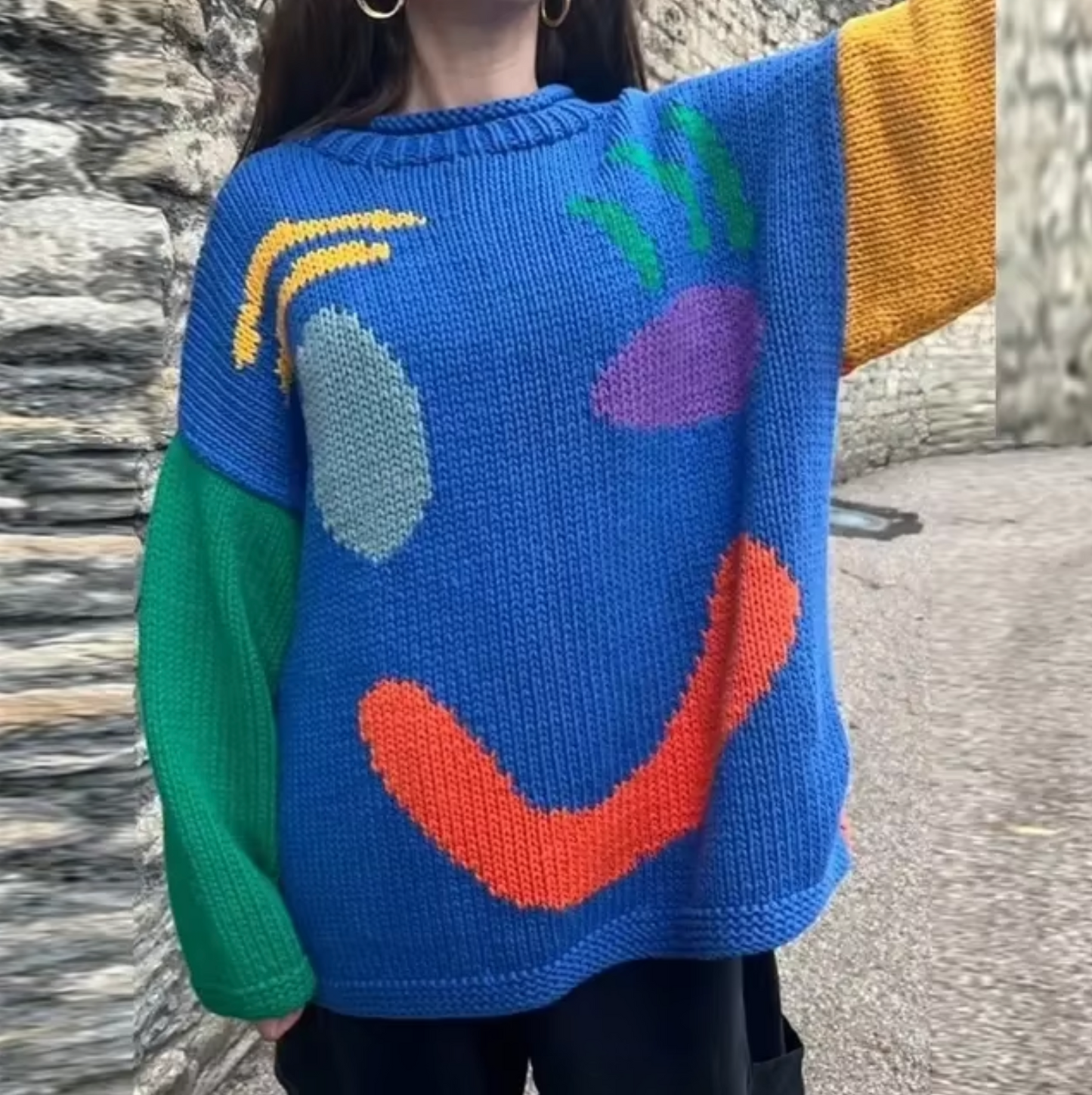 Cozy oversized knit sweater made of cotton 