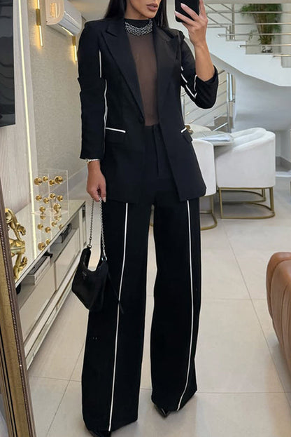 Chic solid-color blazer and straight-leg trouser set 