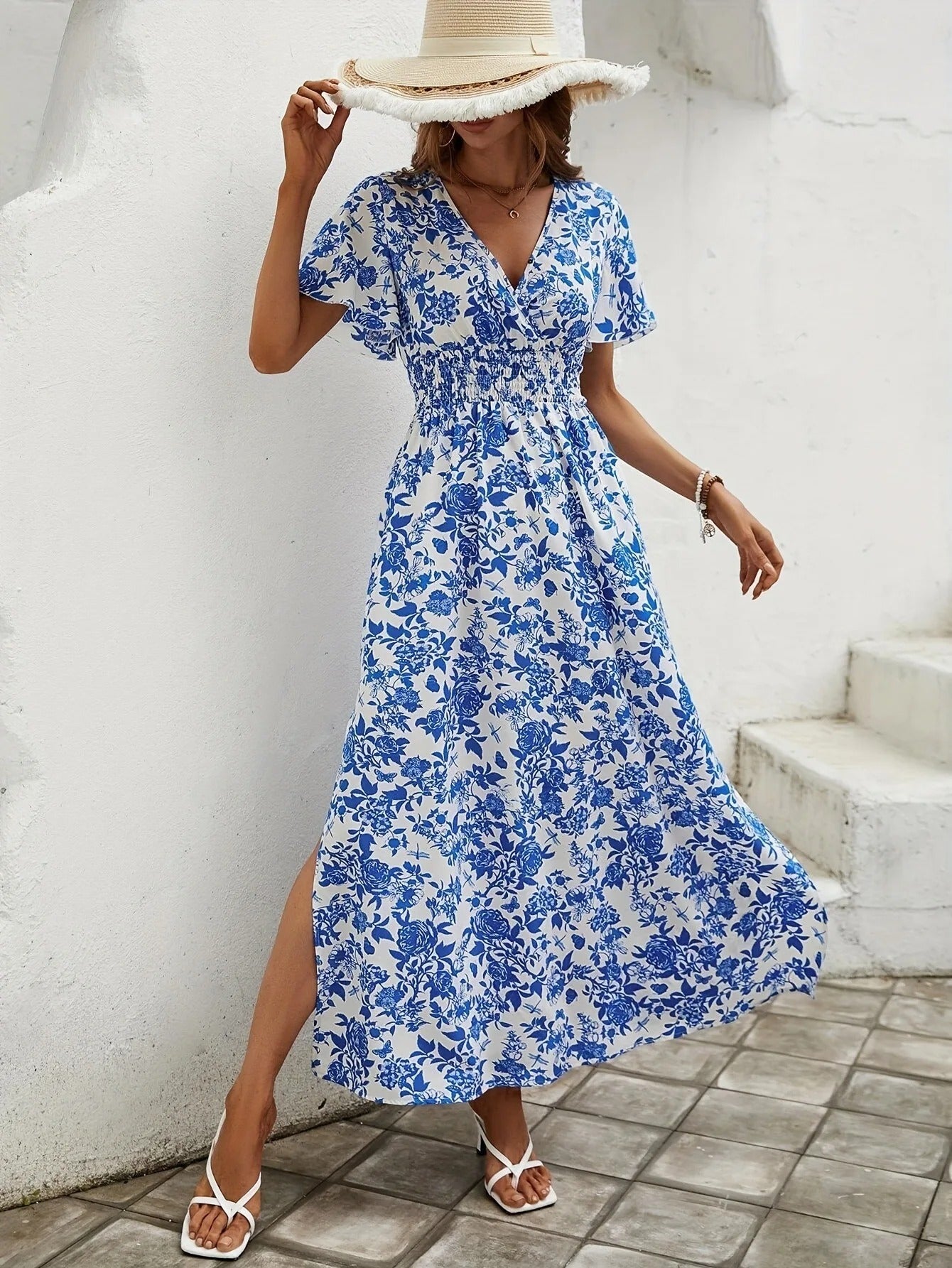 Bertha | Elegant maxi dress with floral pattern