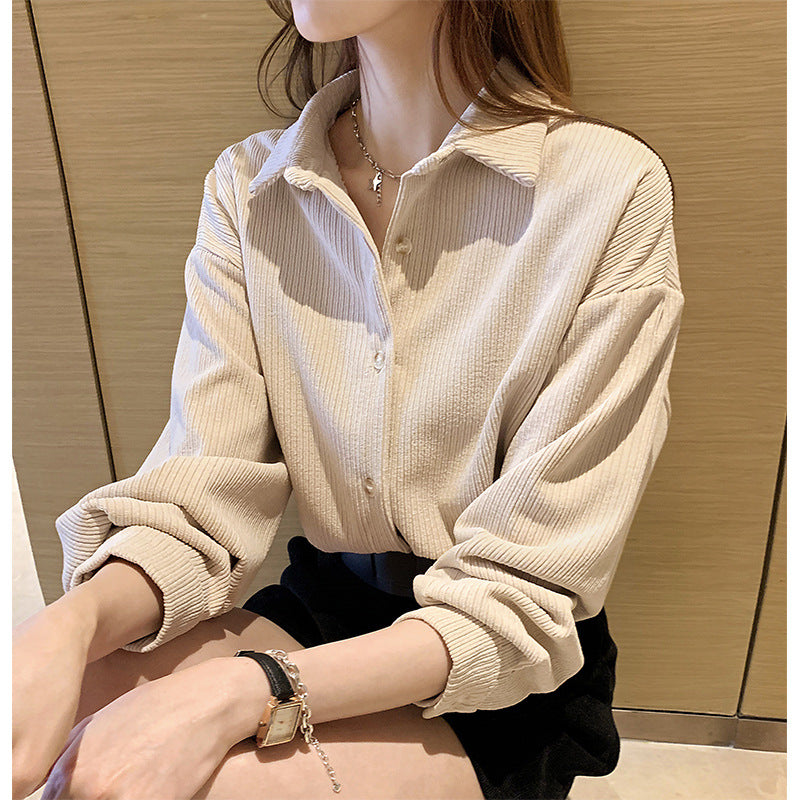 Cozy corduroy shirt with buttons for women 