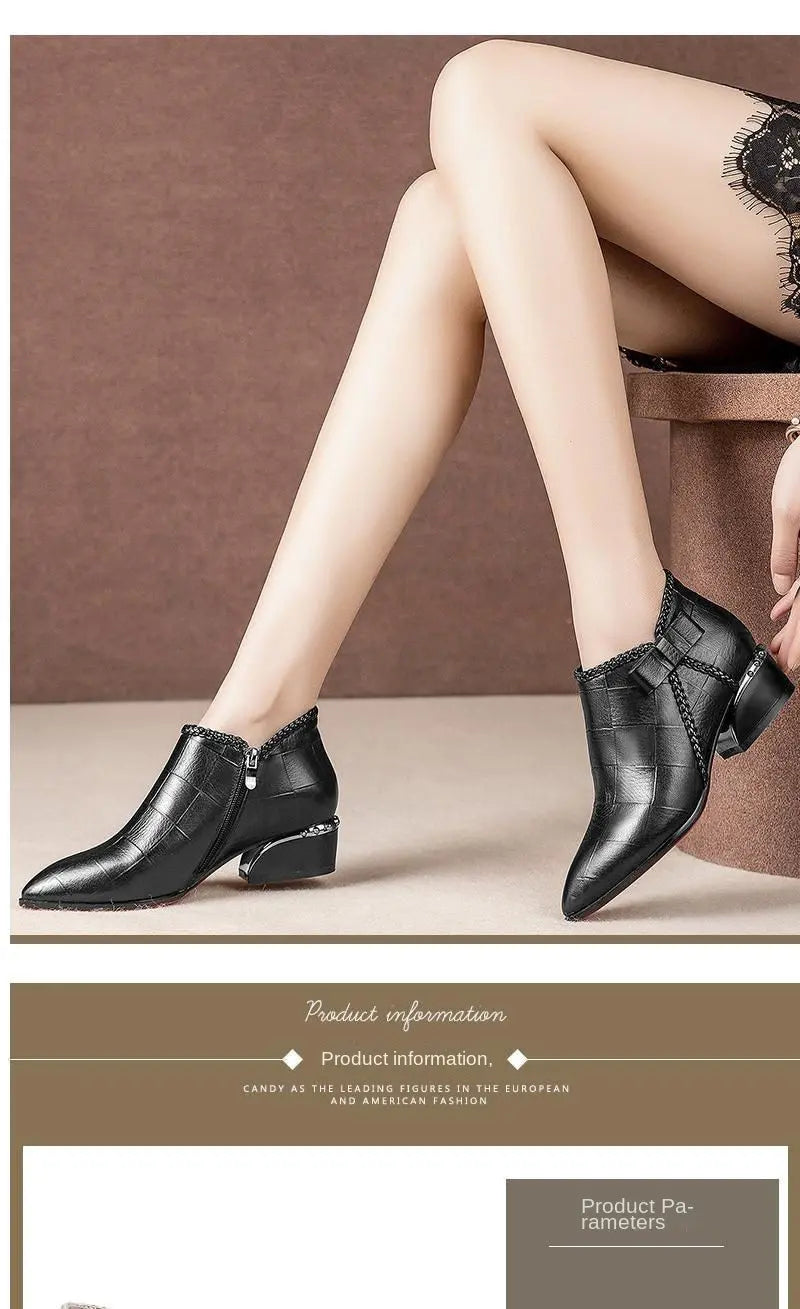 Kelly - Short boots with zipper and bow 