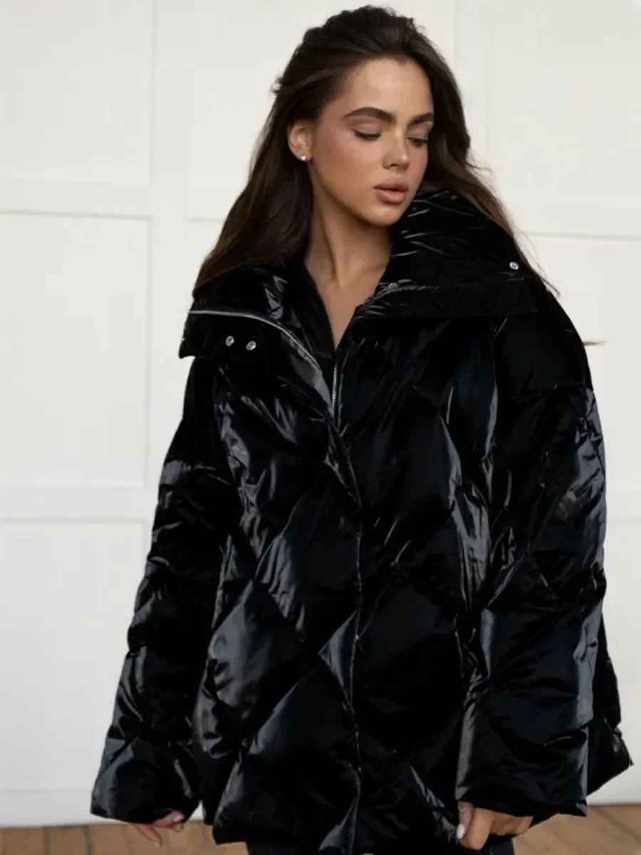 Carmina™ – Fashionable oversized puffer for cold days