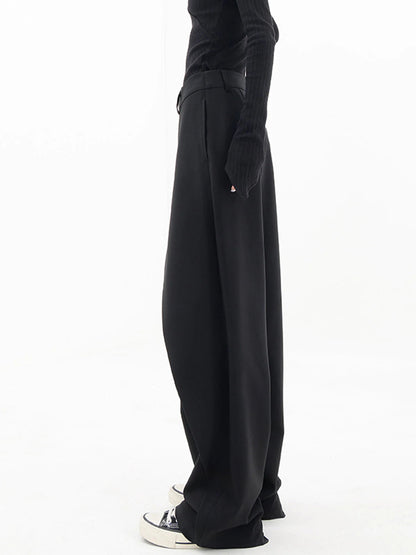 Flowing wide-leg trousers for effortless style 