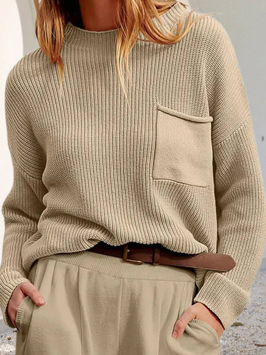 Cozy, casual knit sweater with pockets 