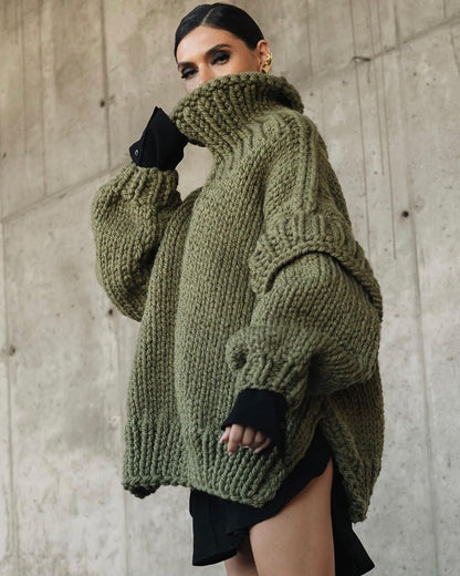 Chunky knit oversized roll-neck sweater for women