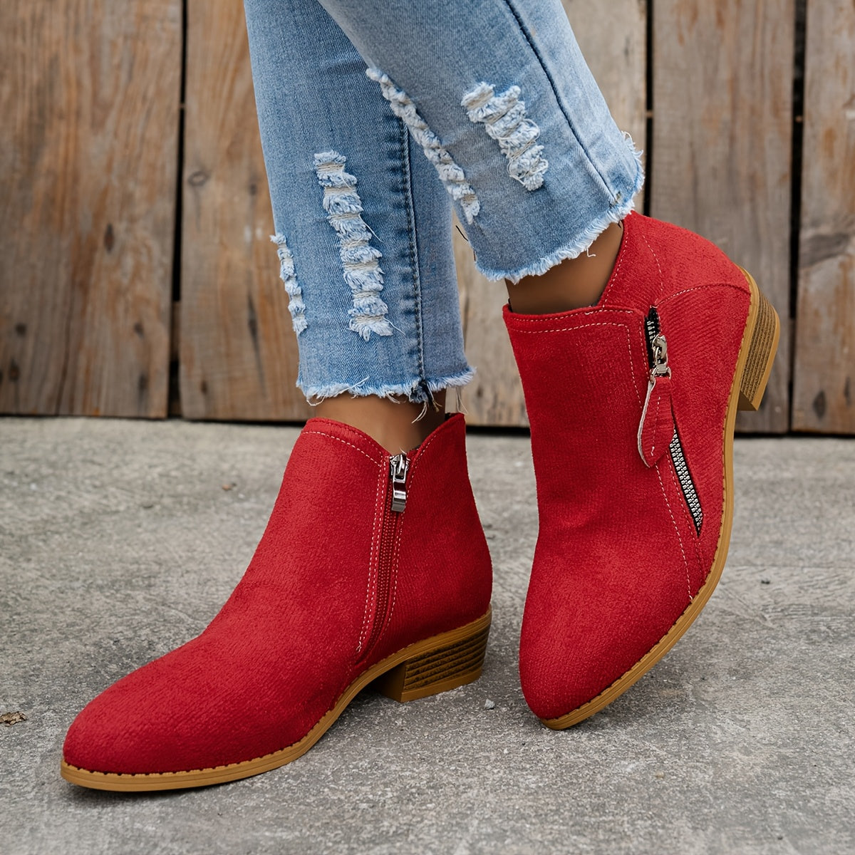 Stylish leather ankle boots for everyday style 
