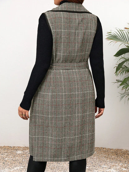 Adler™ – Elegant sleeveless vest in a checked design