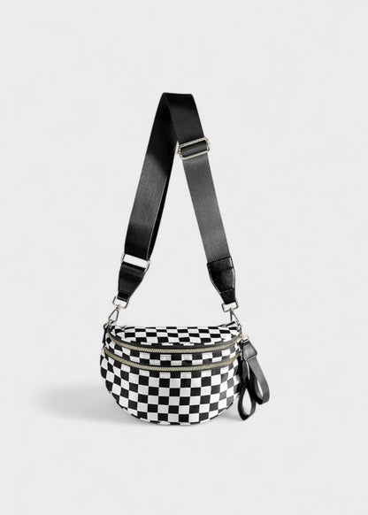 Elegant leather belt bag for hands-free fashion 