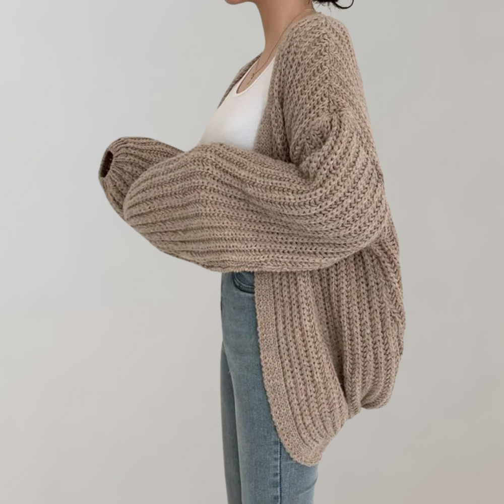 Cozy chunky knit cardigan for women 