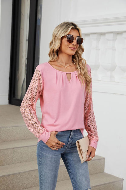 Oswald | Fashionable long-sleeved top with lace details