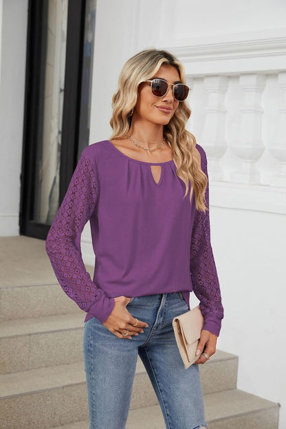 Oswald | Fashionable long-sleeved top with lace details