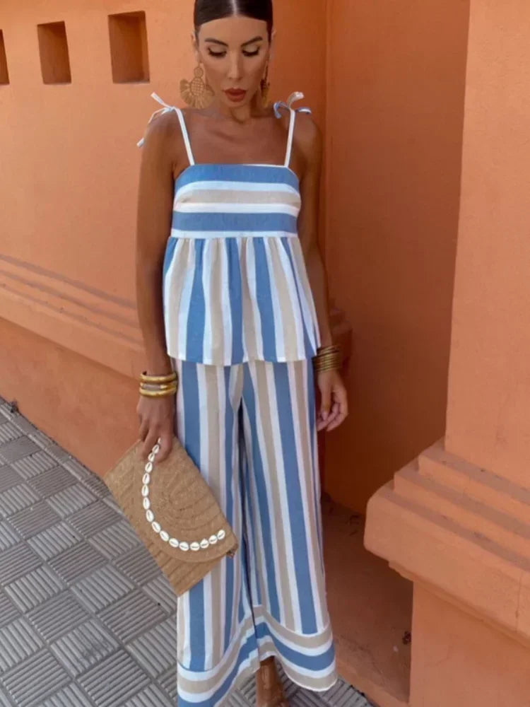 Brightly printed two-piece summer outfit 