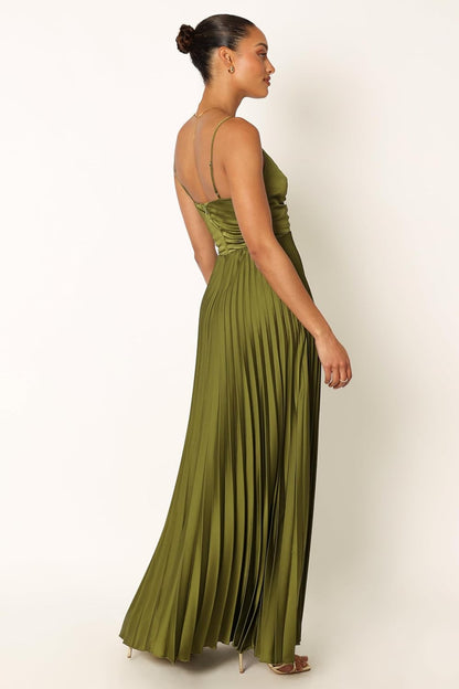 Elegant pleated midi dress for special occasions 