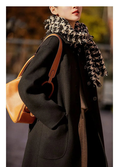 Frieda | Classic wool coat with pockets