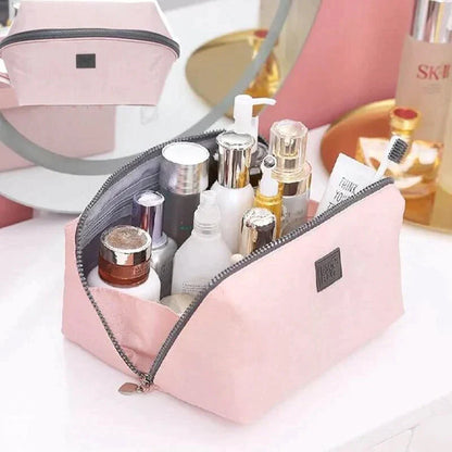 WanderWear™ - Underwear Travel Bag 