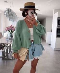 Stylish lightweight casual jacket for everyday use 