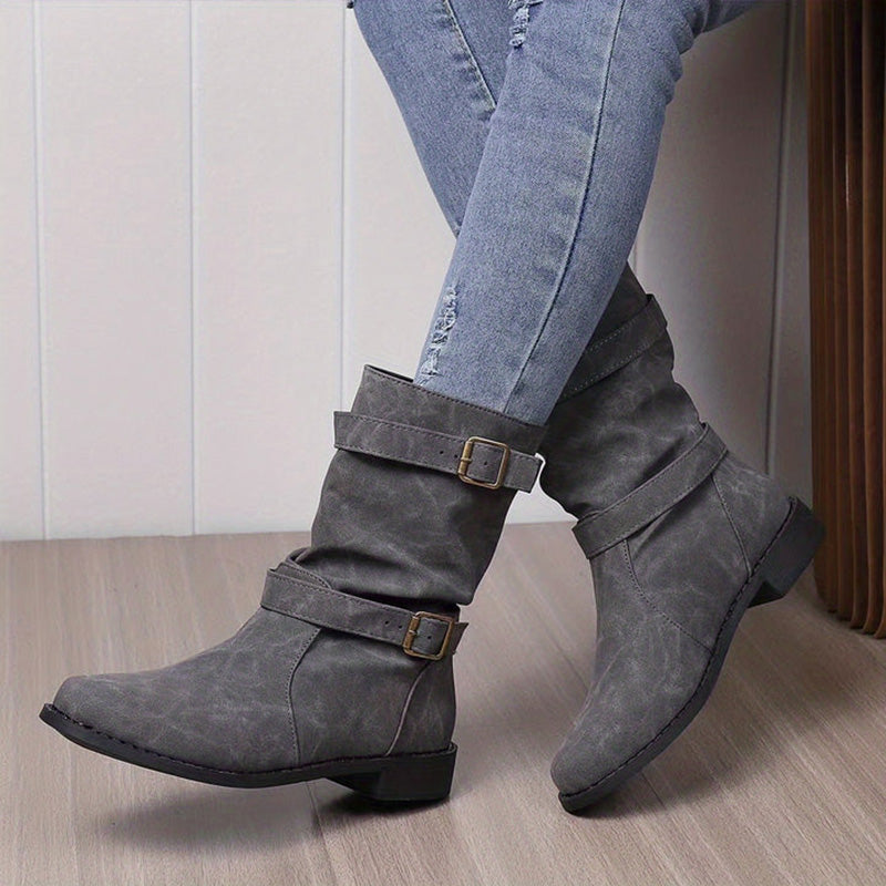 Stylish leather boots with buckle detail 