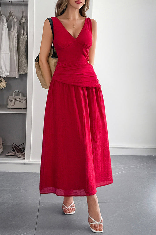 Sleeveless women's maxi dress with V-neck and hollow waist design 