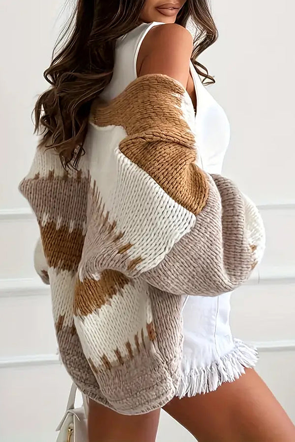 Cozy, casual cardigan with contrasting seam detail 