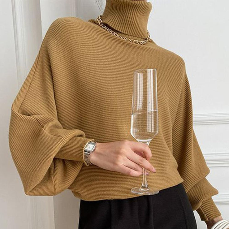 Wolfy™ - Khaki turtleneck sweater