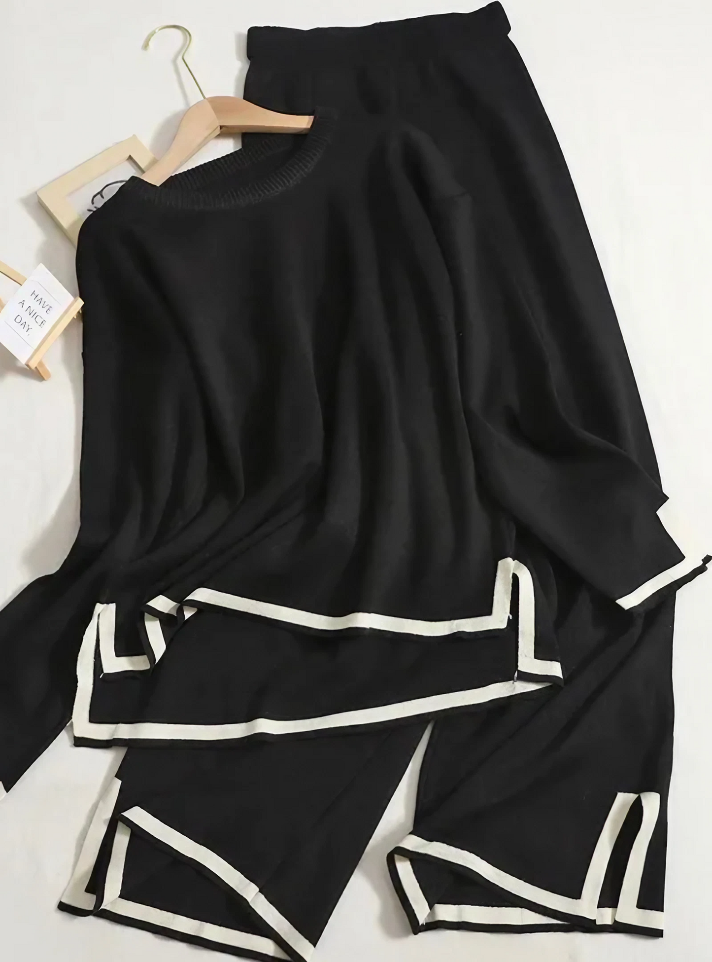 Camry™ - Elegant knitted lounge set