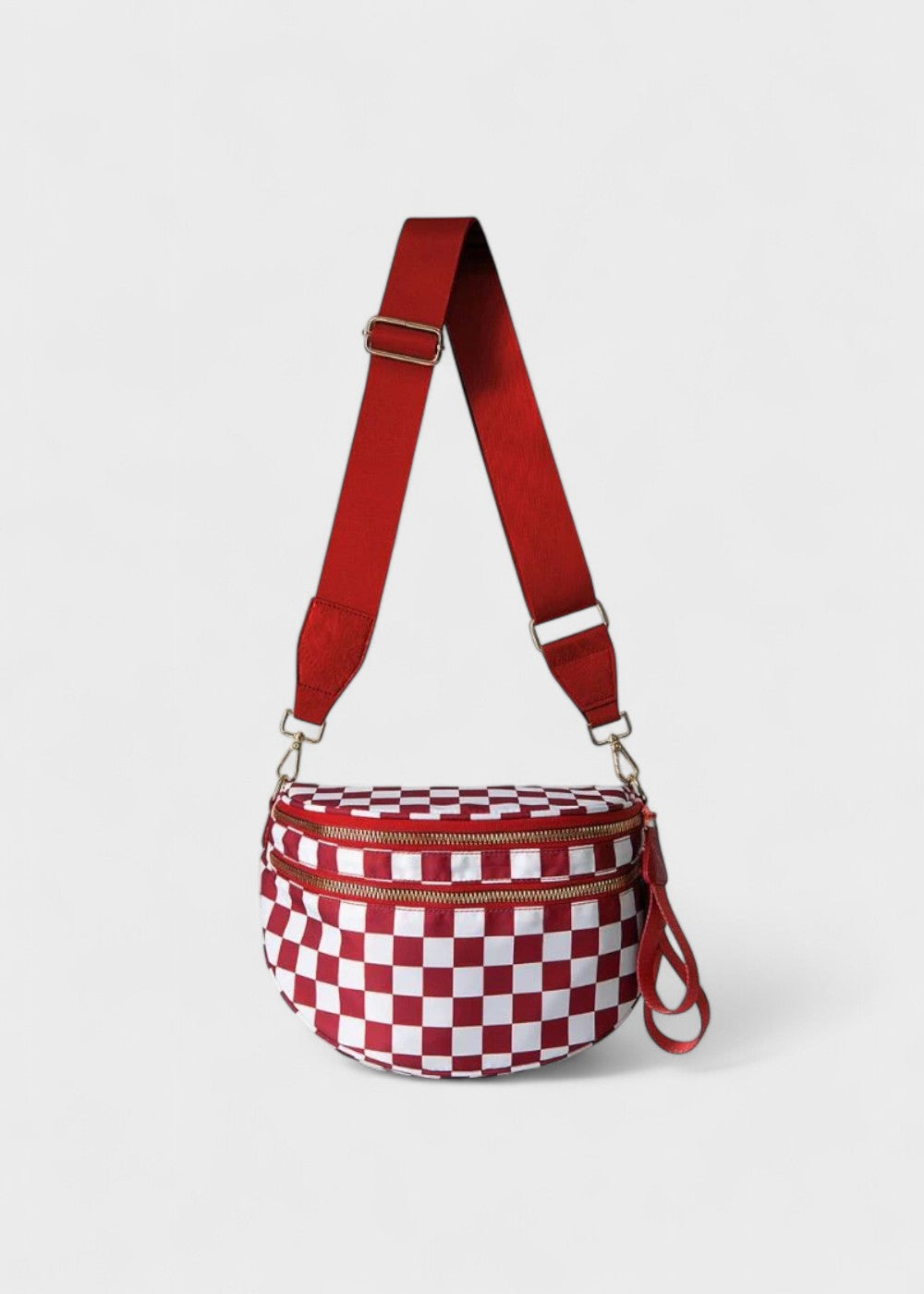 Elegant leather belt bag for hands-free fashion 