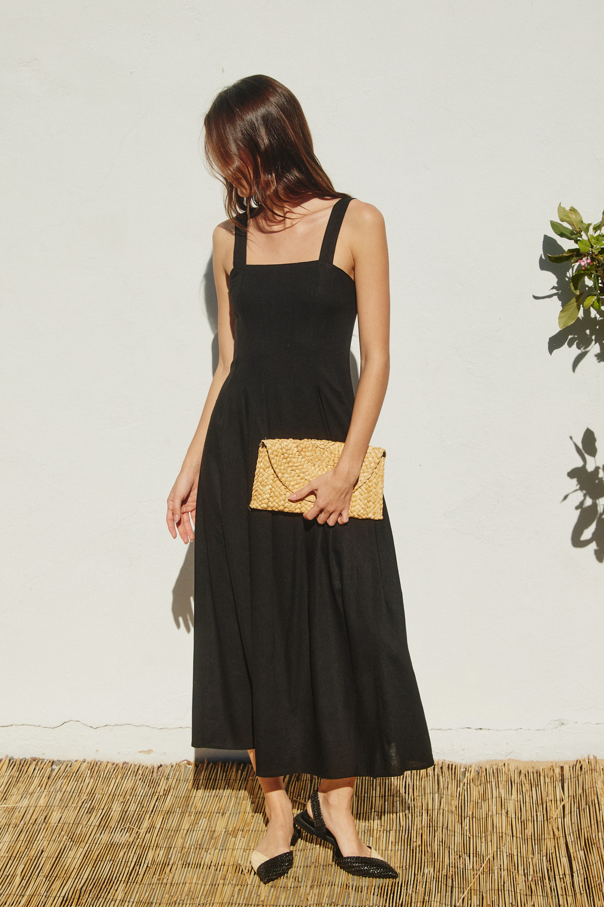 Karen | Elegant black midi dress