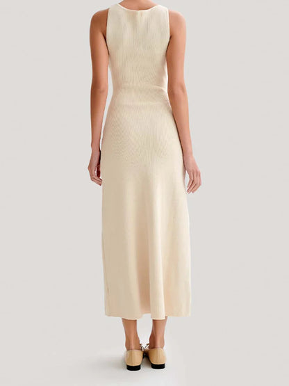 Sophia | Elegant sleeveless knitted dress