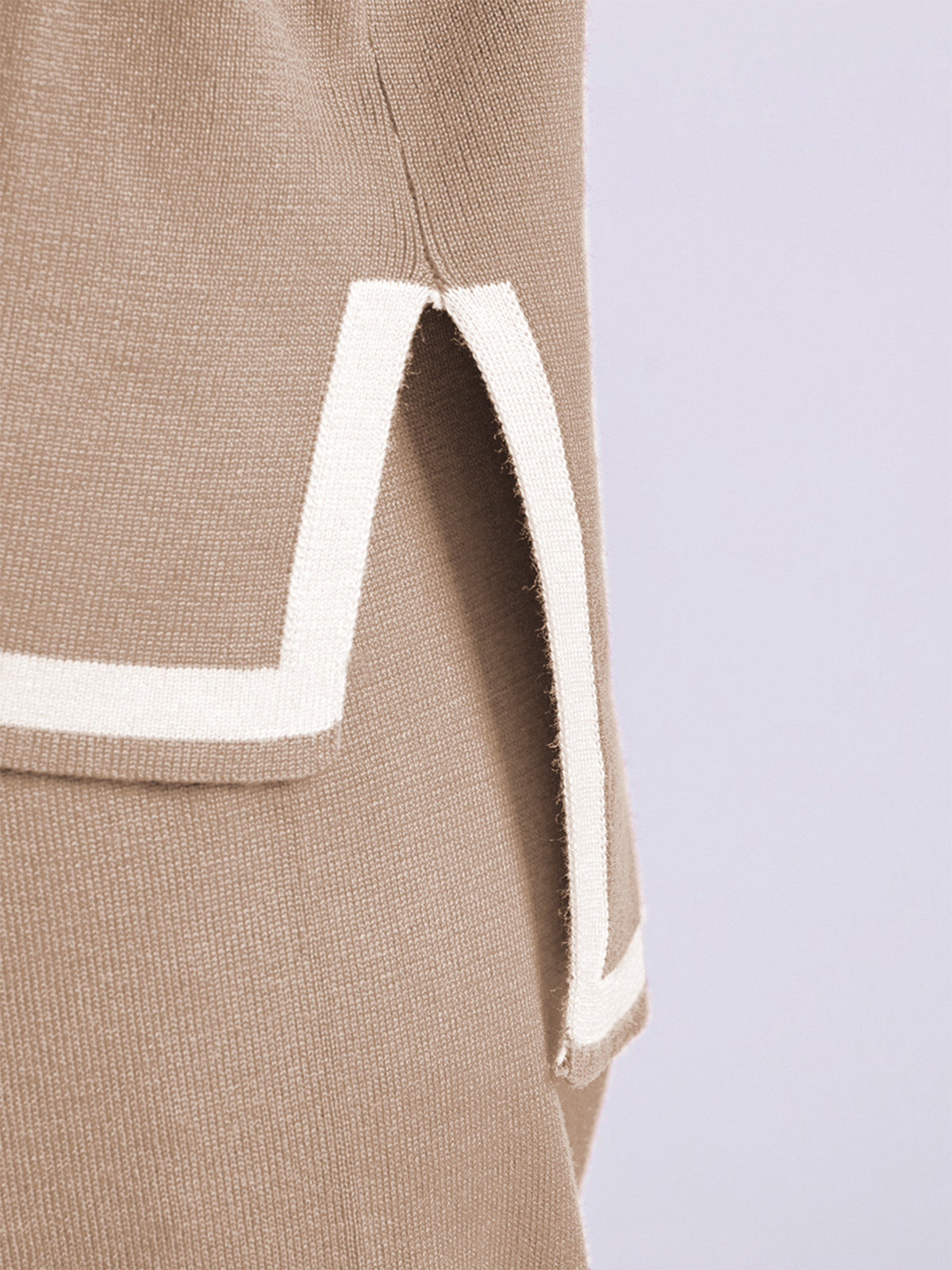 Bella™ - Elegant 2-piece lounge set made of stretch knit