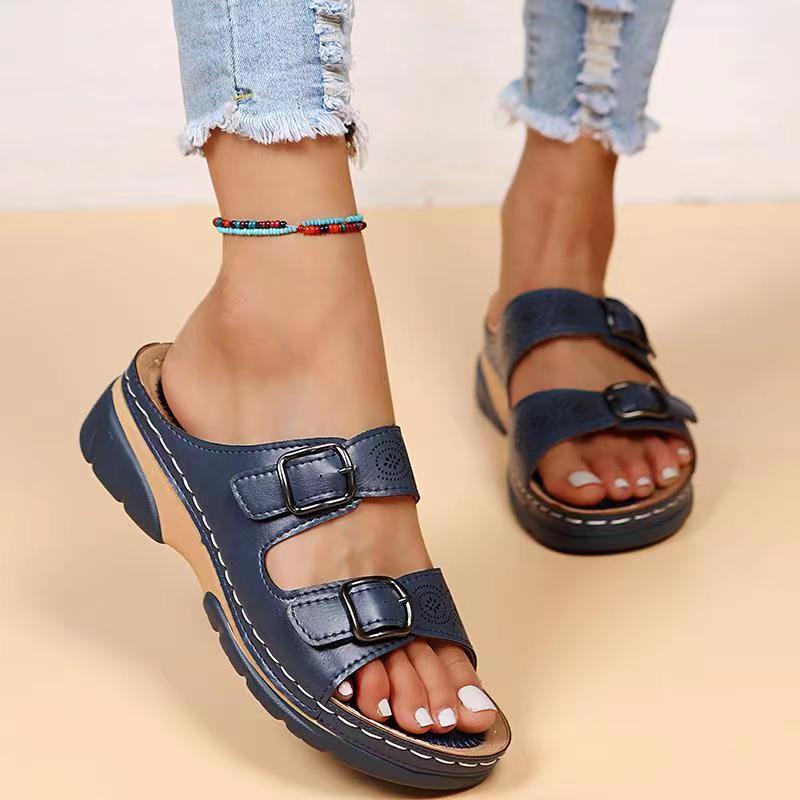 Ivana | Orthopedic strappy sandals with buckle