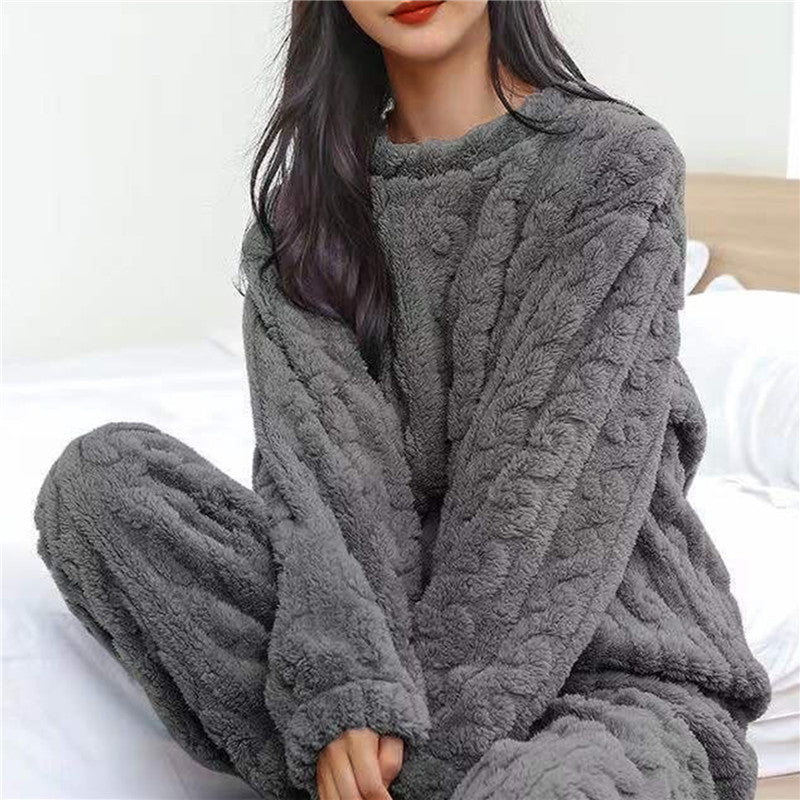 Emma™ - Women's Fleece Pajama Set 