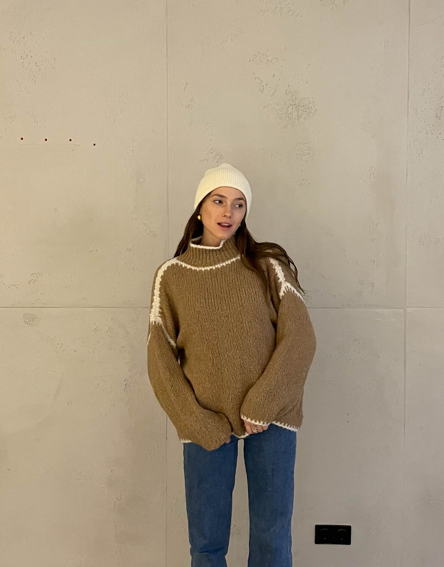 Kaitlyn™ - Sweater with contrast stitching