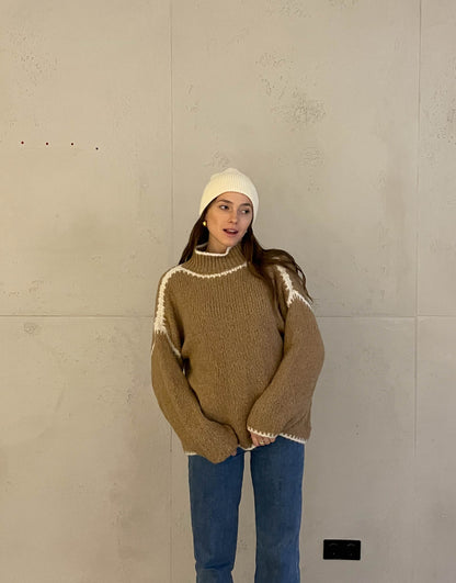 Kaitlyn™ - Sweater with contrast stitching