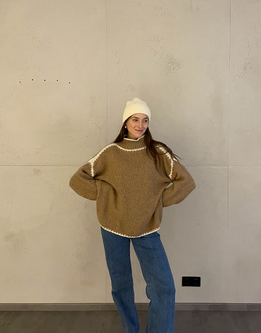 Kaitlyn™ - Sweater with contrast stitching